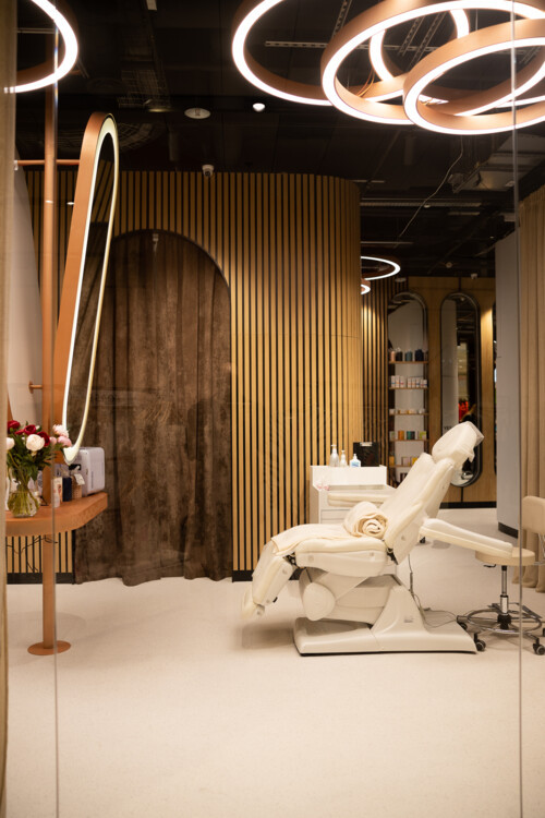 В Киеве открылось бьюти-пространство Anywell Facial Bar - «Новости красоты»