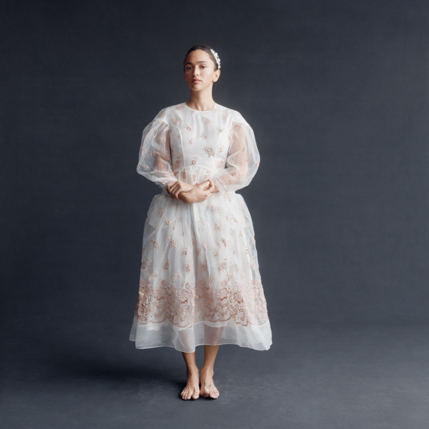 Simone Rocha совместно с Mytheresa выпустили свадебную коллекцию - «Свадьба»