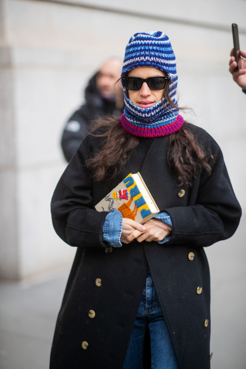 Streetstyle: как носить балаклаву и капор в этом сезоне - «Уличный стиль»